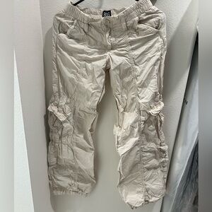 Off-white low waist color cargo pants